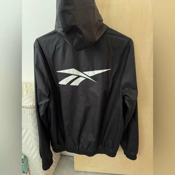 Reebok Black Hooded Windproof & Water Resistant Jacket - Picture 5 of 5